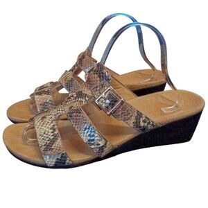 Vionic Radia Sandals Reptile Wedge Strappy Slip On Size 9 Summer Vacation